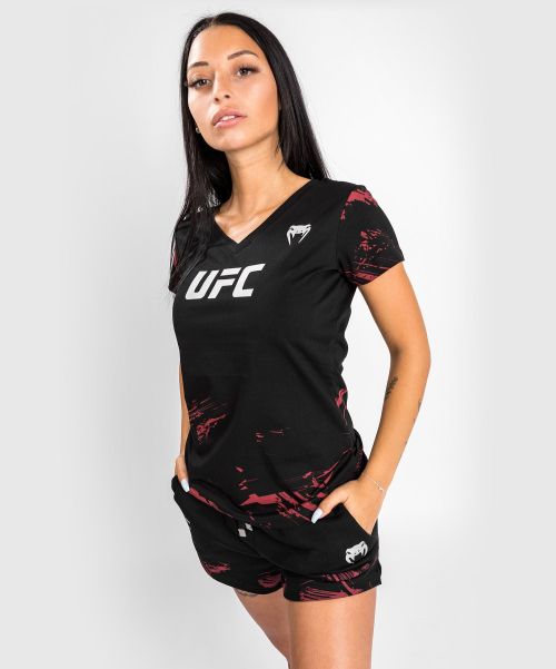 Cotton T-Shirts & Crop Tops Affordable Ufc Venum Authentic Fight Week Women’s 2.0 Short Sleeve T-Shirt - Black/Red Women